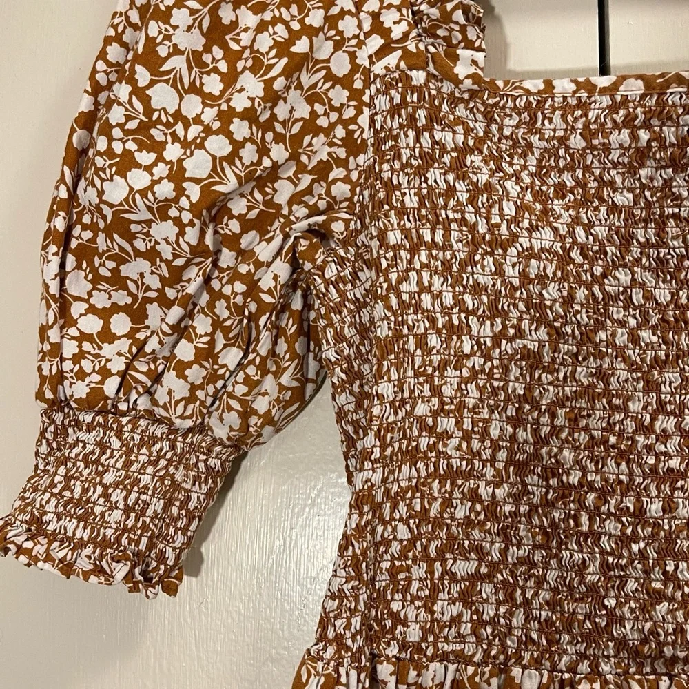 Beautiful Flower Dress - Picture 3 of 3